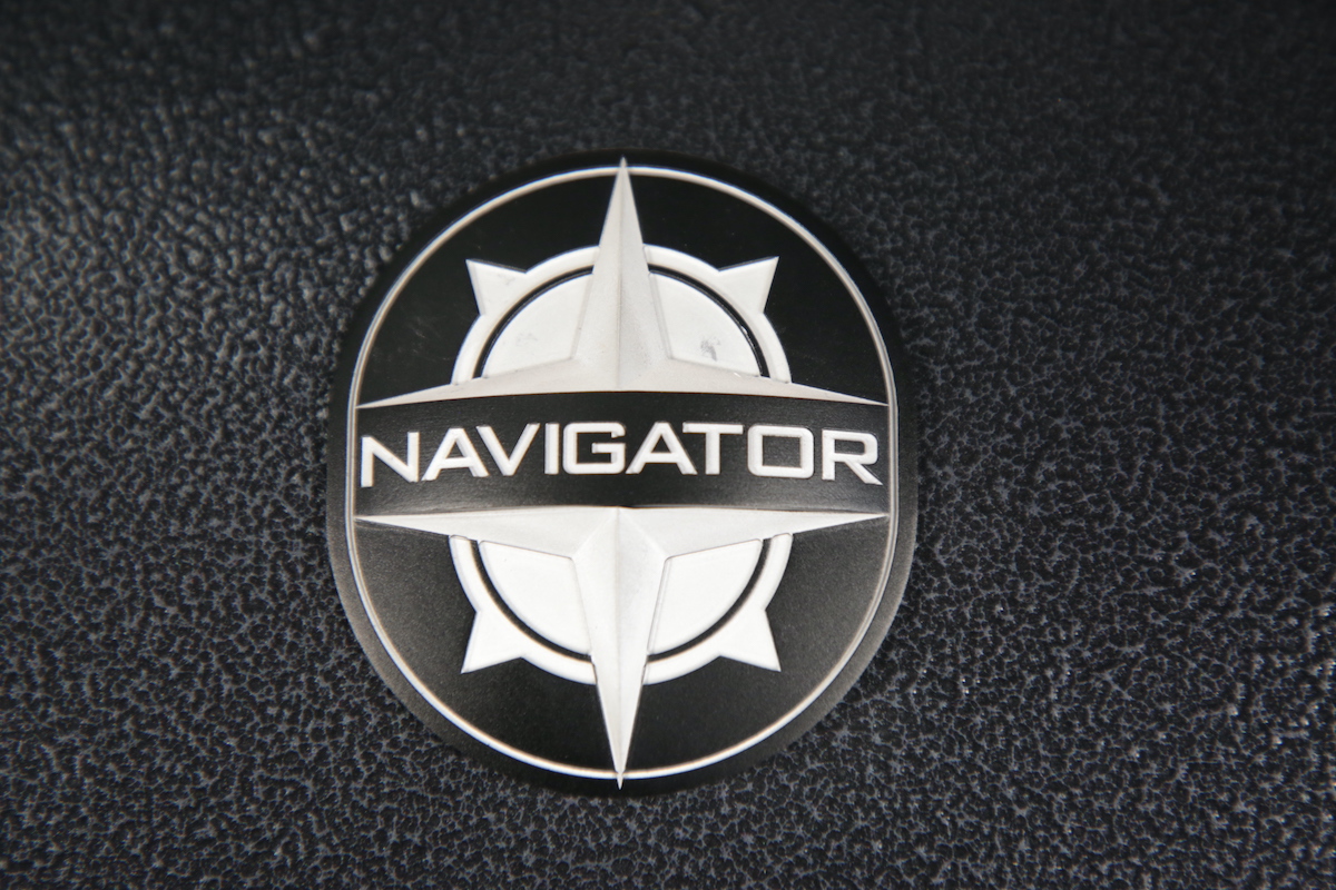 PIT BOSS Navigator 850 Pelletgrill Bundle inkl. Haube und WiFi Controller